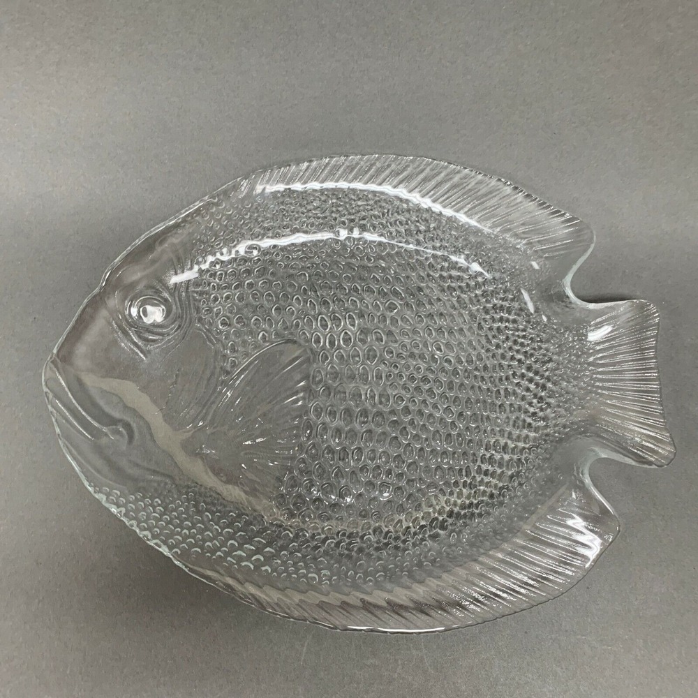 Arcoroc France Fish Clear Textured Glass‎ Plate 10 3/4"